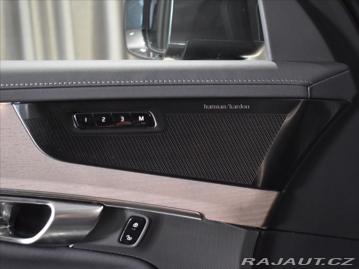 Volvo XC90 2,0 T8 AWD Plus BLIS,Bezk 2025