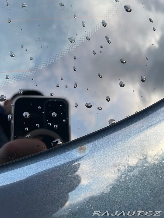 Hyundai i30 1,5   T-GDI,118 kW,hybrid 1800