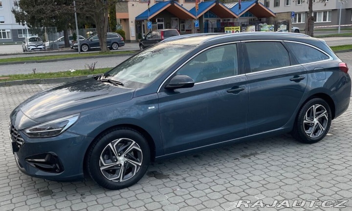 Hyundai i30 1,5   T-GDI,118 kW,hybrid 1800