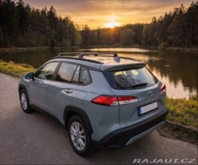 Toyota Corolla Cross 1,8   SKORO NOVÁ 2025