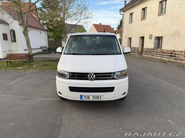 Volkswagen Caravelle 2,0   TDI 2013