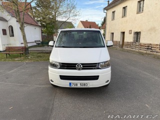 Volkswagen Caravelle 2,0   TDI 2013