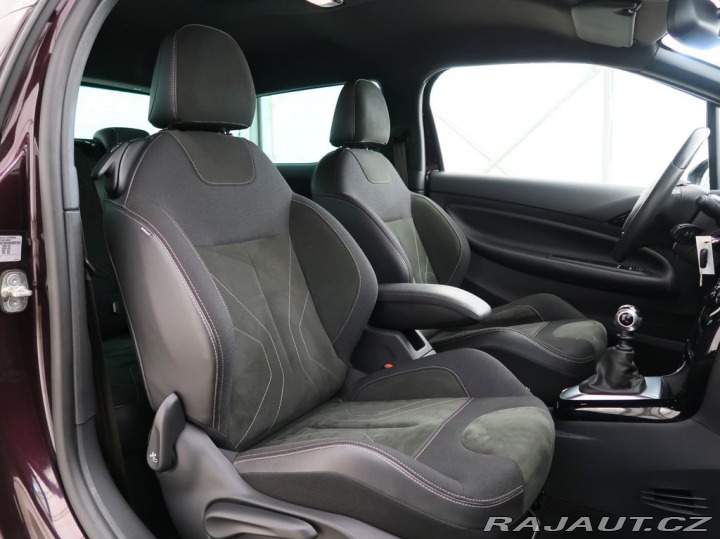 Ostatní značky Ostatní modely DS Automobiles DS3 1.2PureTech,96kW,SPORTCHI 2017