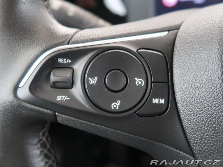 Opel Mokka 1.2T,100kW,Manuál,Eleganc 2023