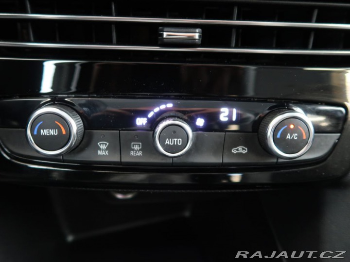 Opel Mokka 1.2T,100kW,Manuál,Eleganc 2023