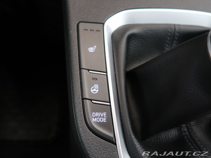 Hyundai i30 1.5T-GDI,MildHyb,CZ,1Maj, 2022