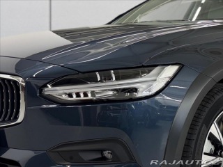 Volvo V90 2,0 B4 AWD Cross Country 2024