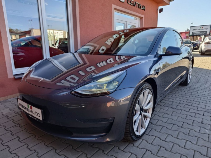 Tesla Model 3 Long Range Dual Motor 366