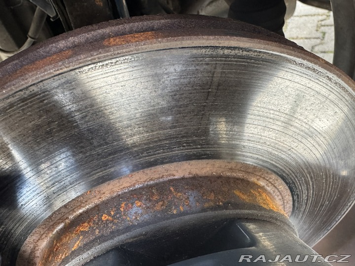 Nissan X-Trail 2,2D 100 KW ROZVODY TAŽNÉ 2007