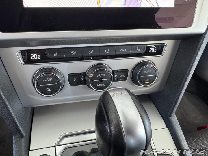 Volkswagen Passat 2,0TDI DSG*Webasto*Masáž* 2018