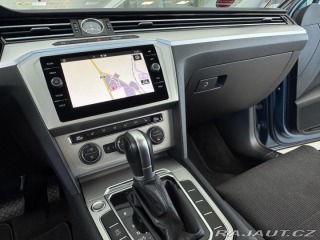 Volkswagen Passat 2,0TDI DSG*Webasto*Masáž* 2018