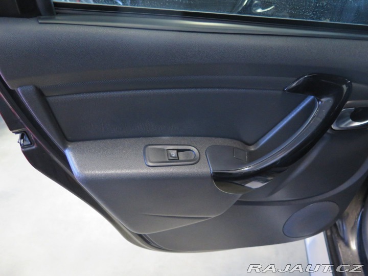 Dacia Duster 1.6SCe,navi,kamera,klima 2017