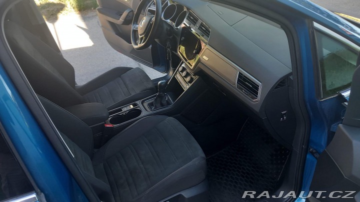 Volkswagen Touran 1.5 TSI, ČR, DSG 2019
