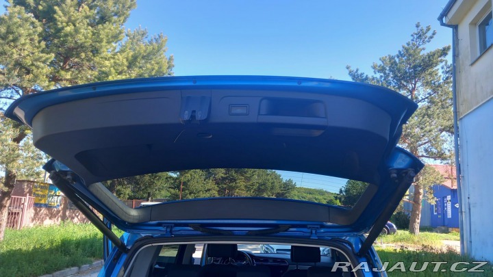 Volkswagen Touran 1.5 TSI, ČR, DSG 2019