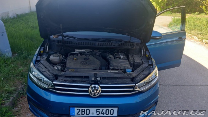 Volkswagen Touran 1.5 TSI, ČR, DSG 2019