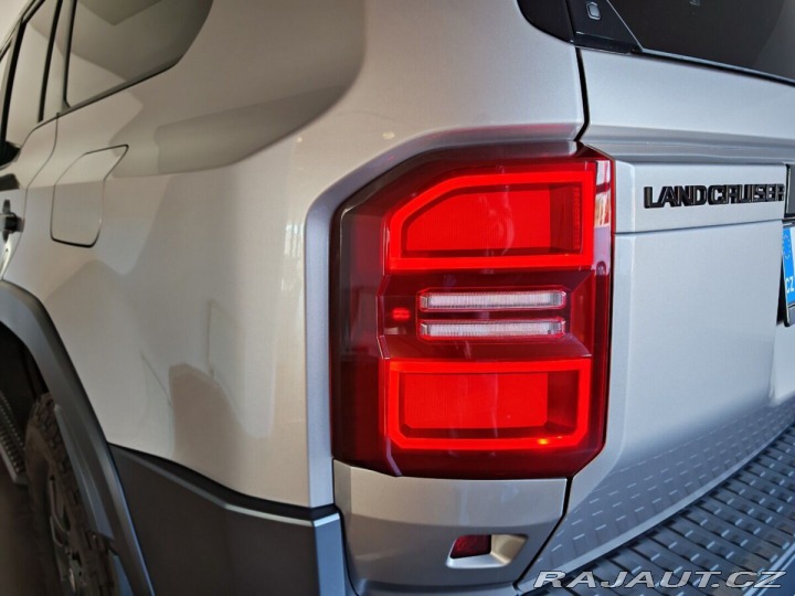 Toyota Land Cruiser 2.8 D-4D 151 kW Invincibl 2024