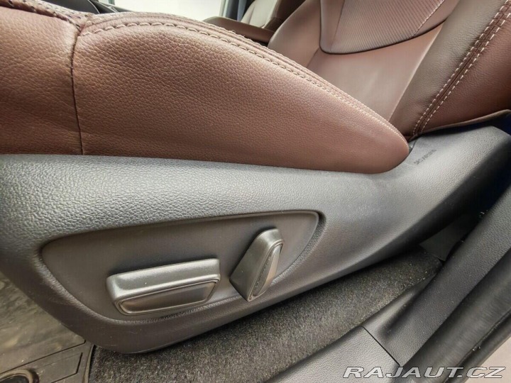 Toyota Land Cruiser 2.8 D-4D 151 kW Invincibl 2024