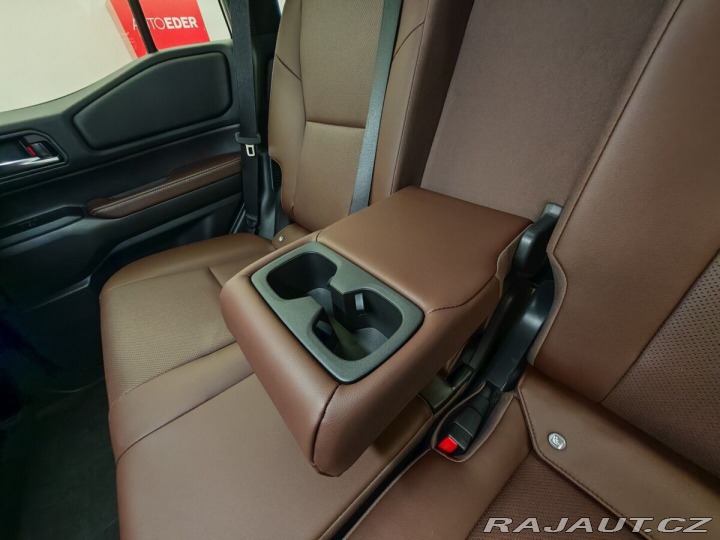 Toyota Land Cruiser 2.8 D-4D 151 kW Invincibl 2024