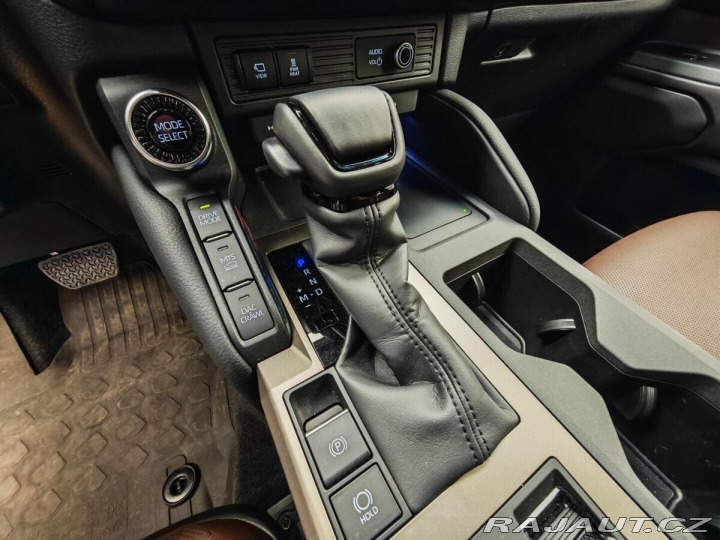 Toyota Land Cruiser 2.8 D-4D 151 kW Invincibl 2024