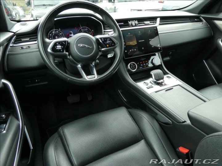 Jaguar F-Pace 2,0 D200 S,1.maj,ČR,DPH 2021