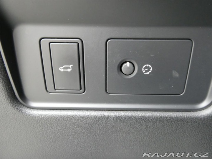 Jaguar F-Pace 2,0 D200 S,1.maj,ČR,DPH 2021