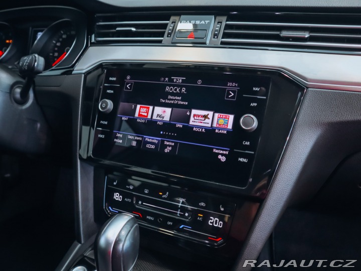 Volkswagen Passat 1.5 TSI 110 kW DSG Elegan 2021