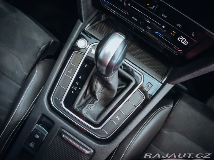 Volkswagen Passat 1.5 TSI 110 kW DSG Elegan 2021