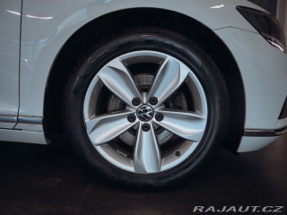 Volkswagen Passat 1.5 TSI 110 kW DSG Elegan 2021