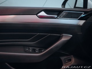 Volkswagen Passat 1.5 TSI 110 kW DSG Elegan 2021