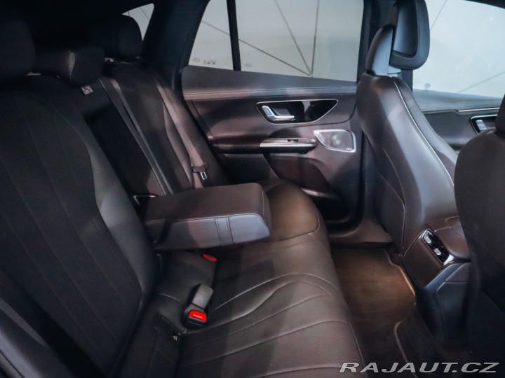 Mercedes-Benz EQE 350 4MATIC HYPERSCREEN 2023