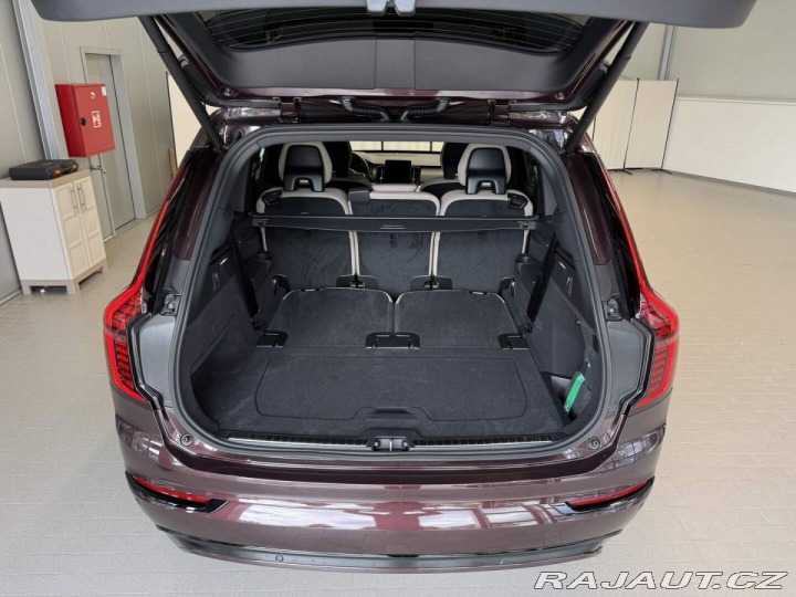 Volvo XC90 B5 2.0L 250+14k AT8 AWD P 2026