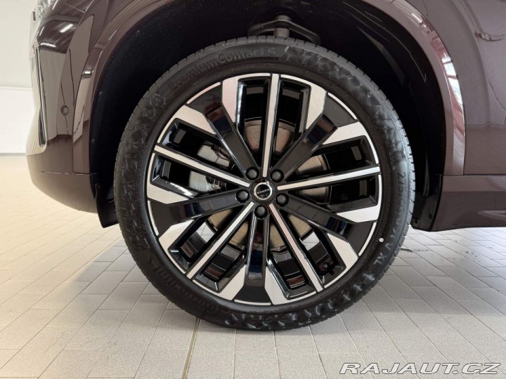 Volvo XC90 B5 2.0L 250+14k AT8 AWD P 2026
