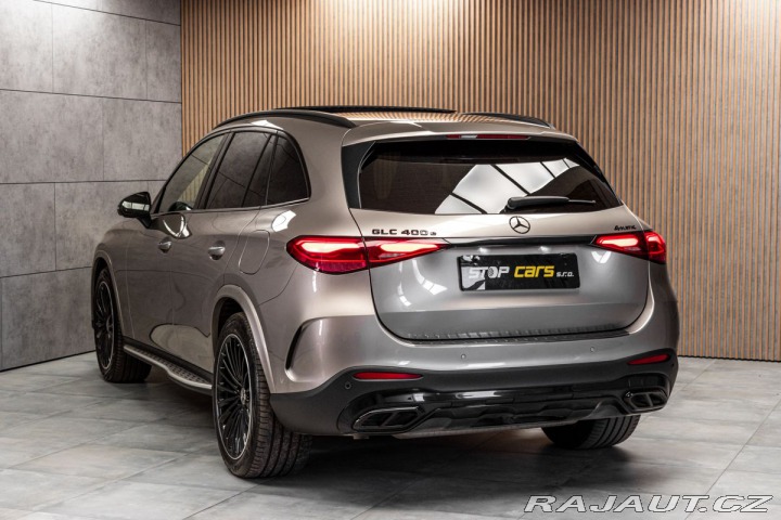 Mercedes-Benz GLC 400e 4M*AMG*AIR*TAŽNÉ*DPH 2023