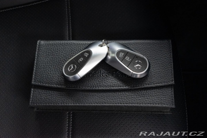 Mercedes-Benz GLC 400e 4M*AMG*AIR*TAŽNÉ*DPH 2023