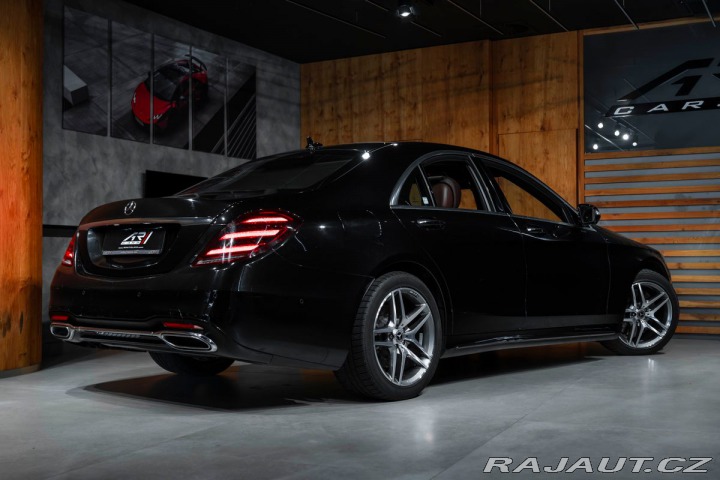 Mercedes-Benz S  2020