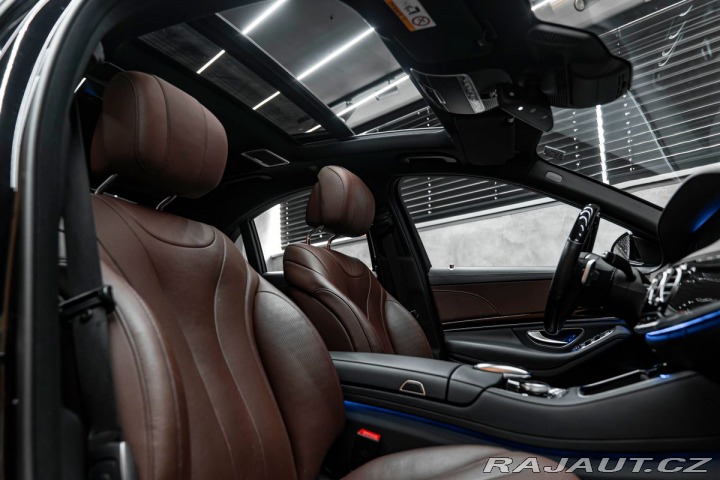 Mercedes-Benz S  2020