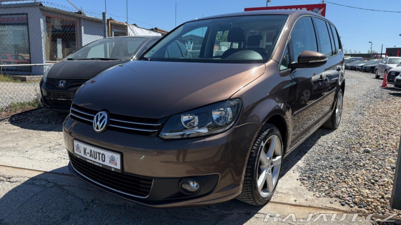 Volkswagen Touran 1.4TSi 103kW *DSG*Webasto