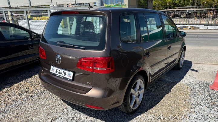 Volkswagen Touran 1.4TSi 103kW *DSG*Webasto 2011
