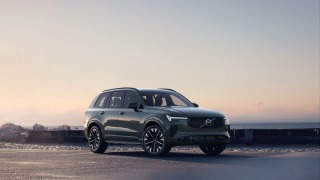 Volvo XC90 B5 2.0L 250+14k AT8 AWD P