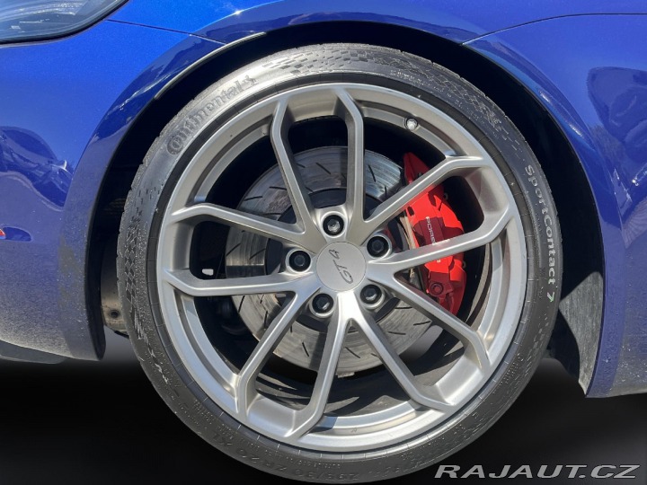 Porsche Cayman GT4 2020