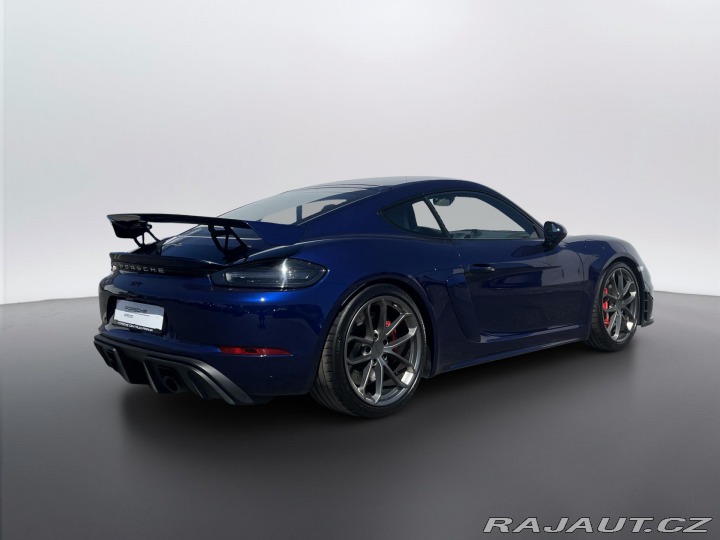 Porsche Cayman GT4 2020