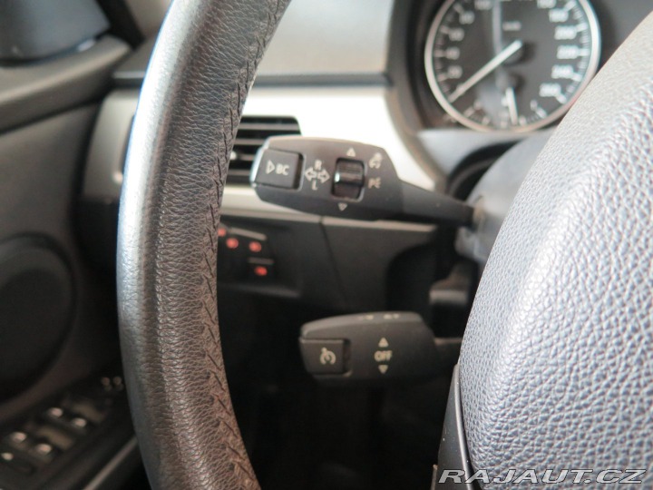 BMW 3 318i,klima,senzory,navi 2008