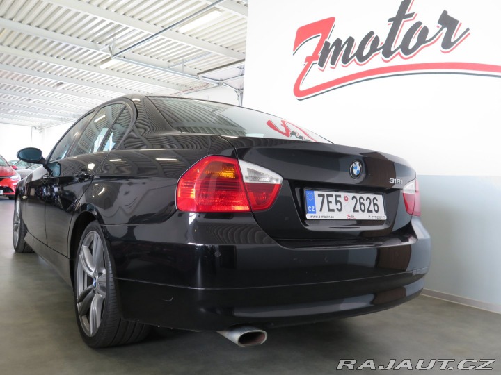 BMW 3 318i,klima,senzory,navi 2008