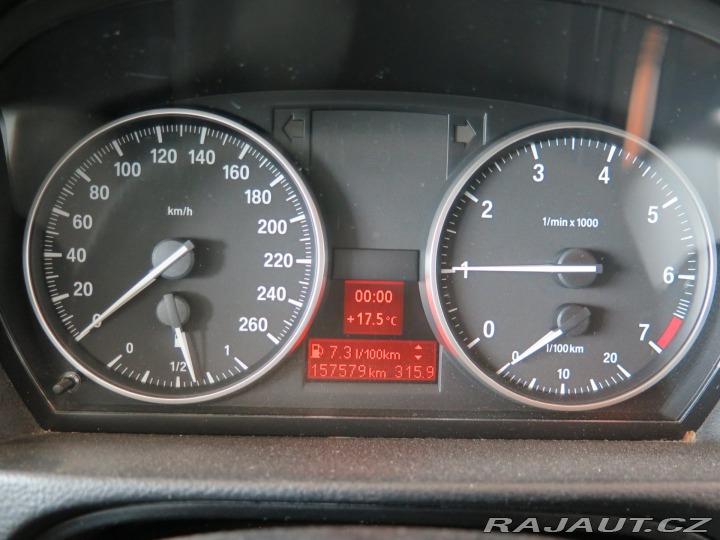 BMW 3 318i,klima,senzory,navi 2008