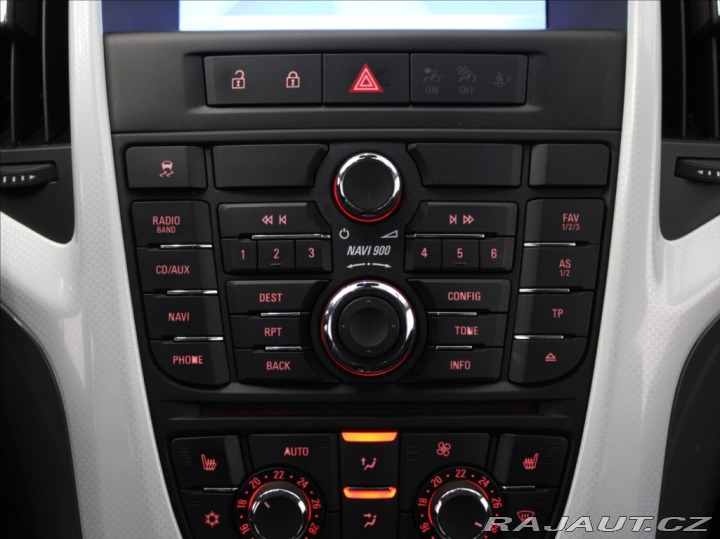 Opel Astra 1,6 Turbo 132kW GTC 2xSad 2012