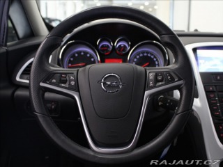Opel Astra 1,6 Turbo 132kW GTC 2xSad 2012