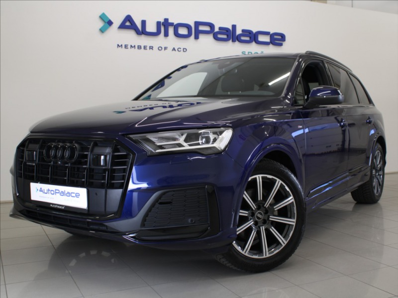 Audi Q7 3,0 50TDi S-Line 44tkm. Č