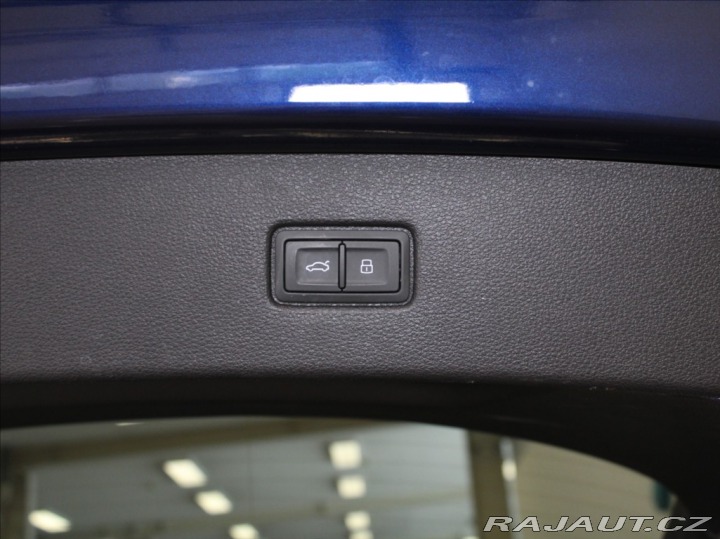 Audi Q7 3,0 50TDi S-Line 44tkm. Č 2023