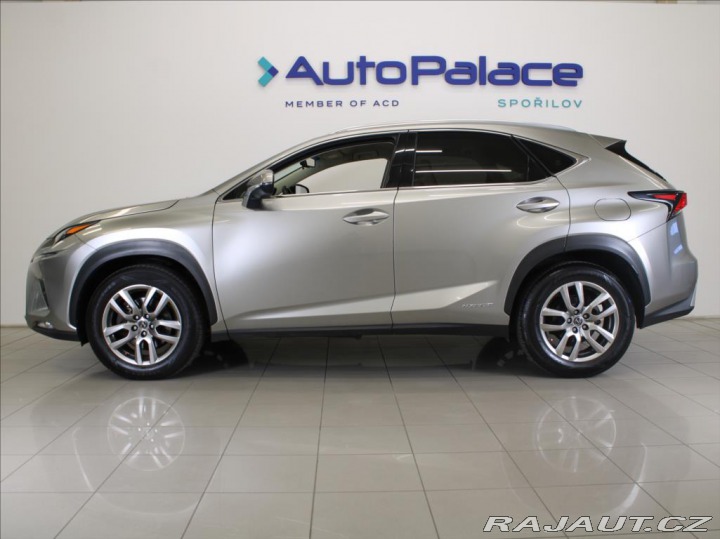 Lexus Ostatní modely NX 300h 2,5 Hybrid AWD Prestige Č 2019