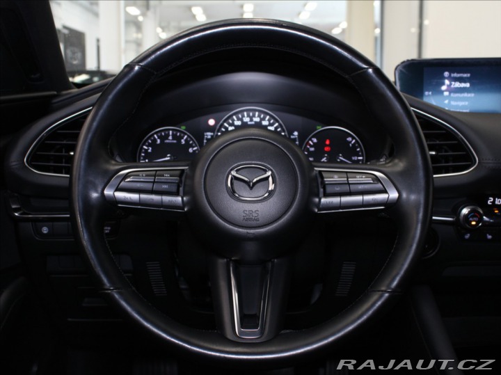 Mazda 3 2,0 G122 AT Bezklíč 1.maj 2019